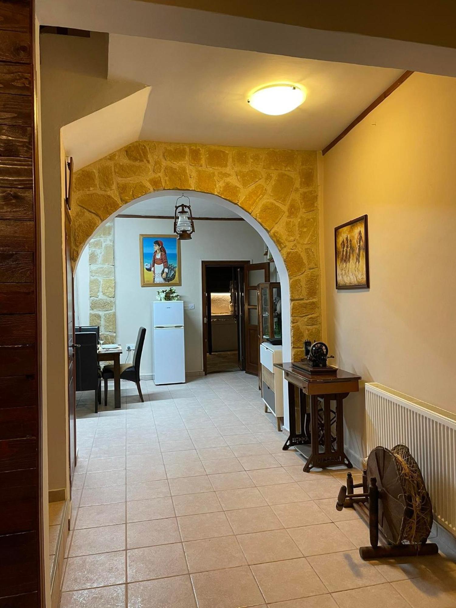 Mariarodes House Pano Arodes Exterior photo